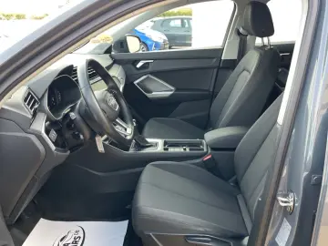 Audi Q3 SPORTBACK  35TFSI  150CP  Matrix  Cockpit  Navi  Car