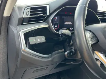 Audi Q3 SPORTBACK  35TFSI  150CP  Matrix  Cockpit  Navi  Car