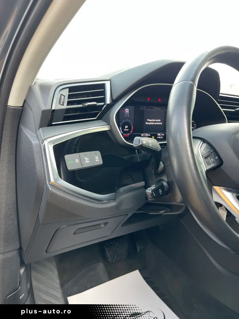 Audi Q3 SPORTBACK  35TFSI  150CP  Matrix  Cockpit  Navi  Car