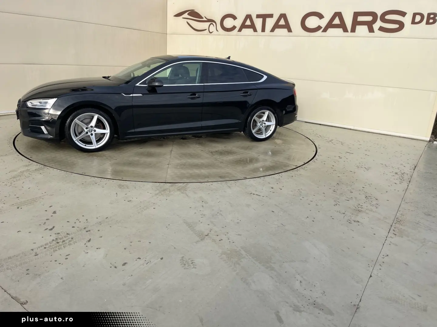 Audi A5 2.0TDI  150CP  S-Tronic  BI-Xenon  Navi  Piele  Pilo