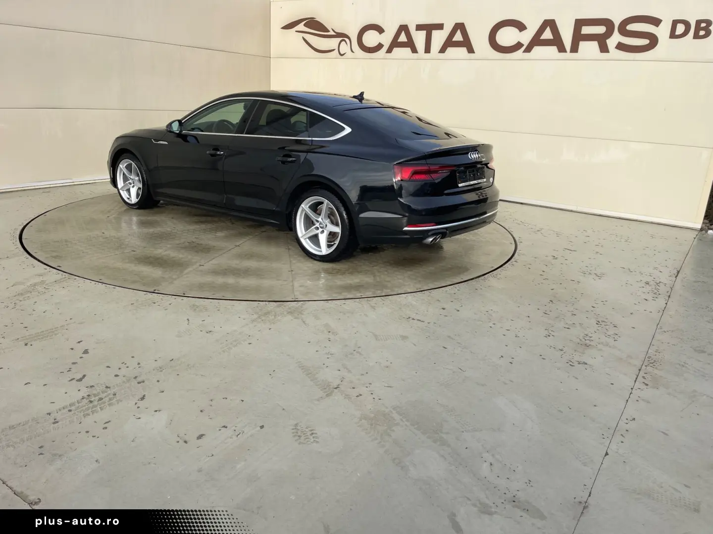 Audi A5 2.0TDI  150CP  S-Tronic  BI-Xenon  Navi  Piele  Pilo