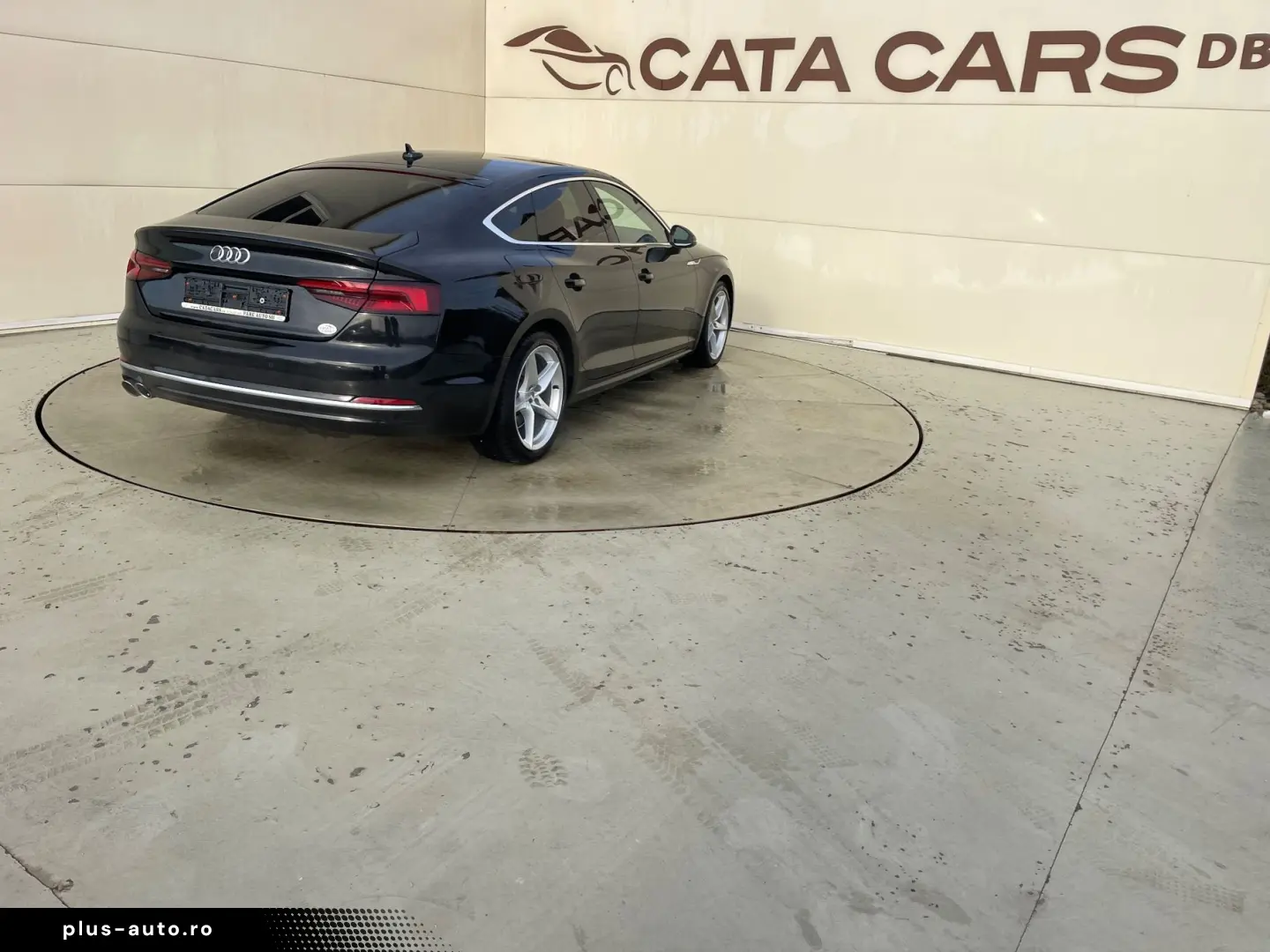 Audi A5 2.0TDI  150CP  S-Tronic  BI-Xenon  Navi  Piele  Pilo
