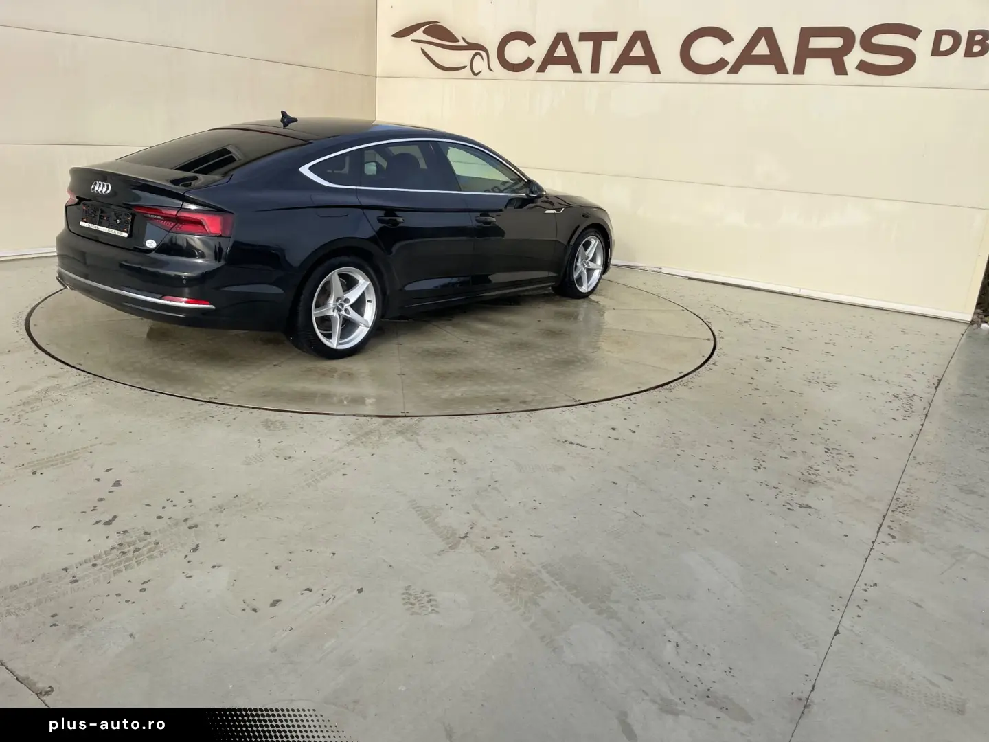 Audi A5 2.0TDI  150CP  S-Tronic  BI-Xenon  Navi  Piele  Pilo