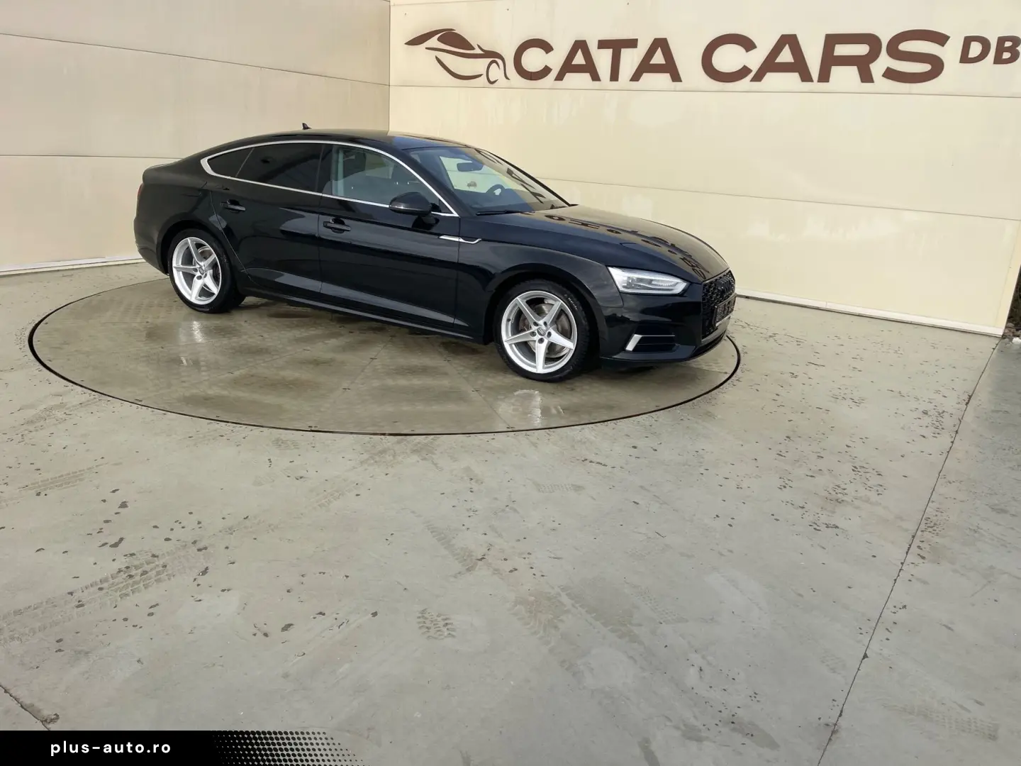 Audi A5 2.0TDI  150CP  S-Tronic  BI-Xenon  Navi  Piele  Pilo