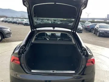 Audi A5 2.0TDI  150CP  S-Tronic  BI-Xenon  Navi  Piele  Pilo