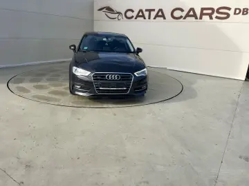 Audi A3 2.0TDI  184CP  Quattro  BI-Xenon  Comenzi volan  Pil