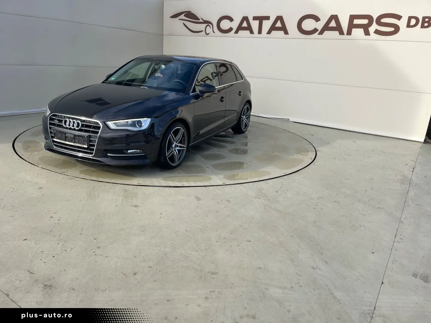 Audi A3 2.0TDI  184CP  Quattro  BI-Xenon  Comenzi volan  Pil