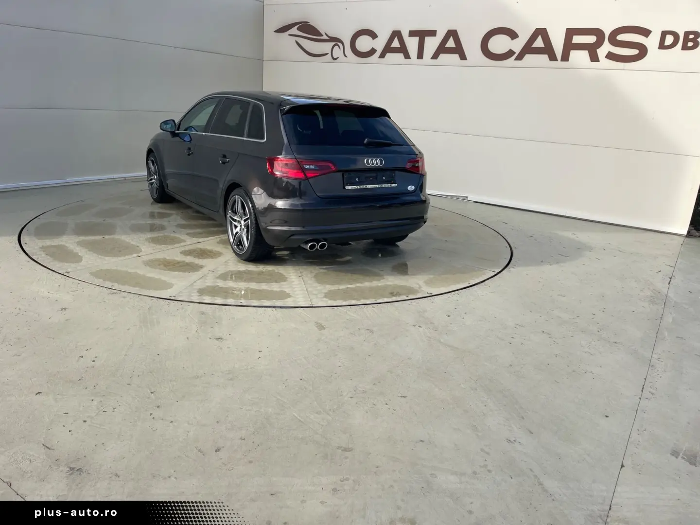 Audi A3 2.0TDI  184CP  Quattro  BI-Xenon  Comenzi volan  Pil