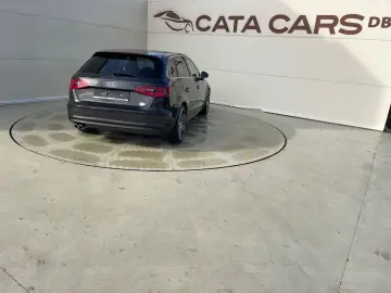 Audi A3 2.0TDI  184CP  Quattro  BI-Xenon  Comenzi volan  Pil