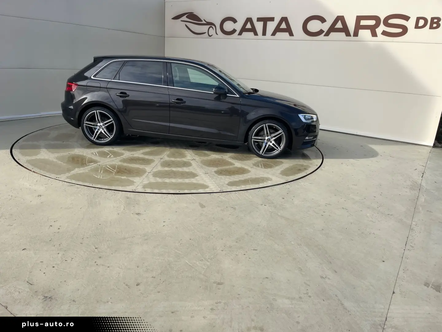 Audi A3 2.0TDI  184CP  Quattro  BI-Xenon  Comenzi volan  Pil