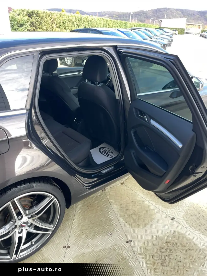 Audi A3 2.0TDI  184CP  Quattro  BI-Xenon  Comenzi volan  Pil