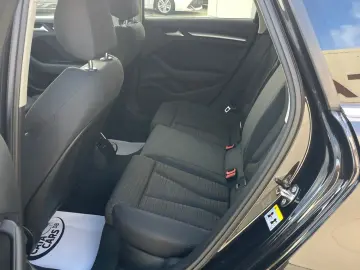 Audi A3 2.0TDI  184CP  Quattro  BI-Xenon  Comenzi volan  Pil