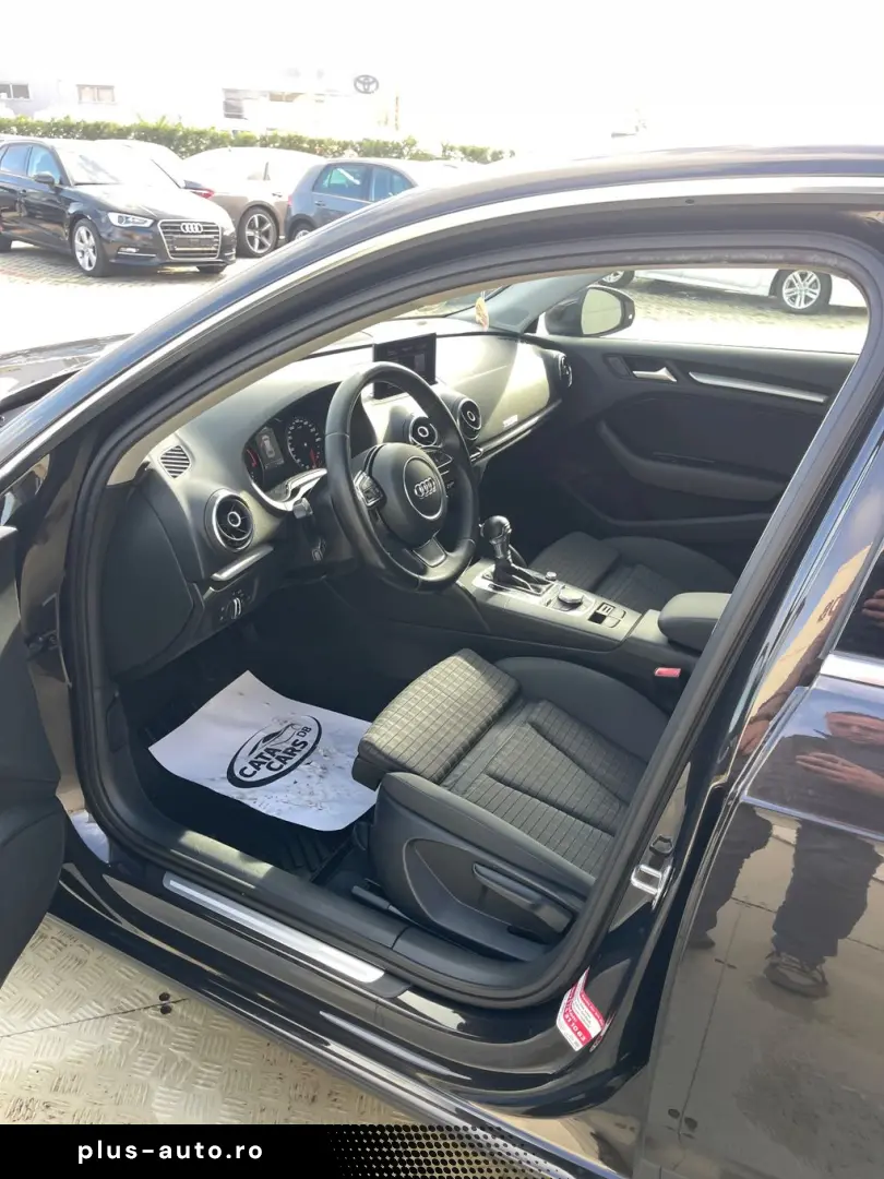 Audi A3 2.0TDI  184CP  Quattro  BI-Xenon  Comenzi volan  Pil