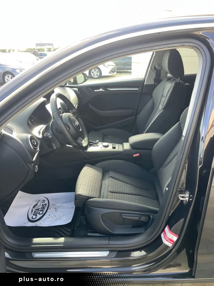 Audi A3 2.0TDI  184CP  Quattro  BI-Xenon  Comenzi volan  Pil