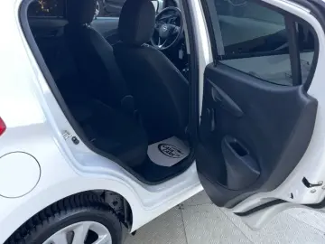 Opel Karl 1.0MPI  75CP  Euro6  Comenzi volan  Pilot