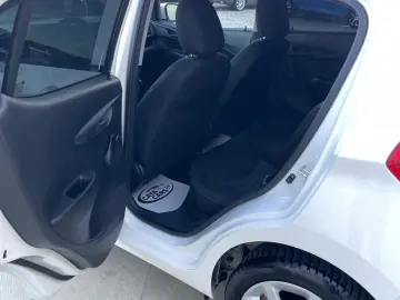 Opel Karl 1.0MPI  75CP  Euro6  Comenzi volan  Pilot
