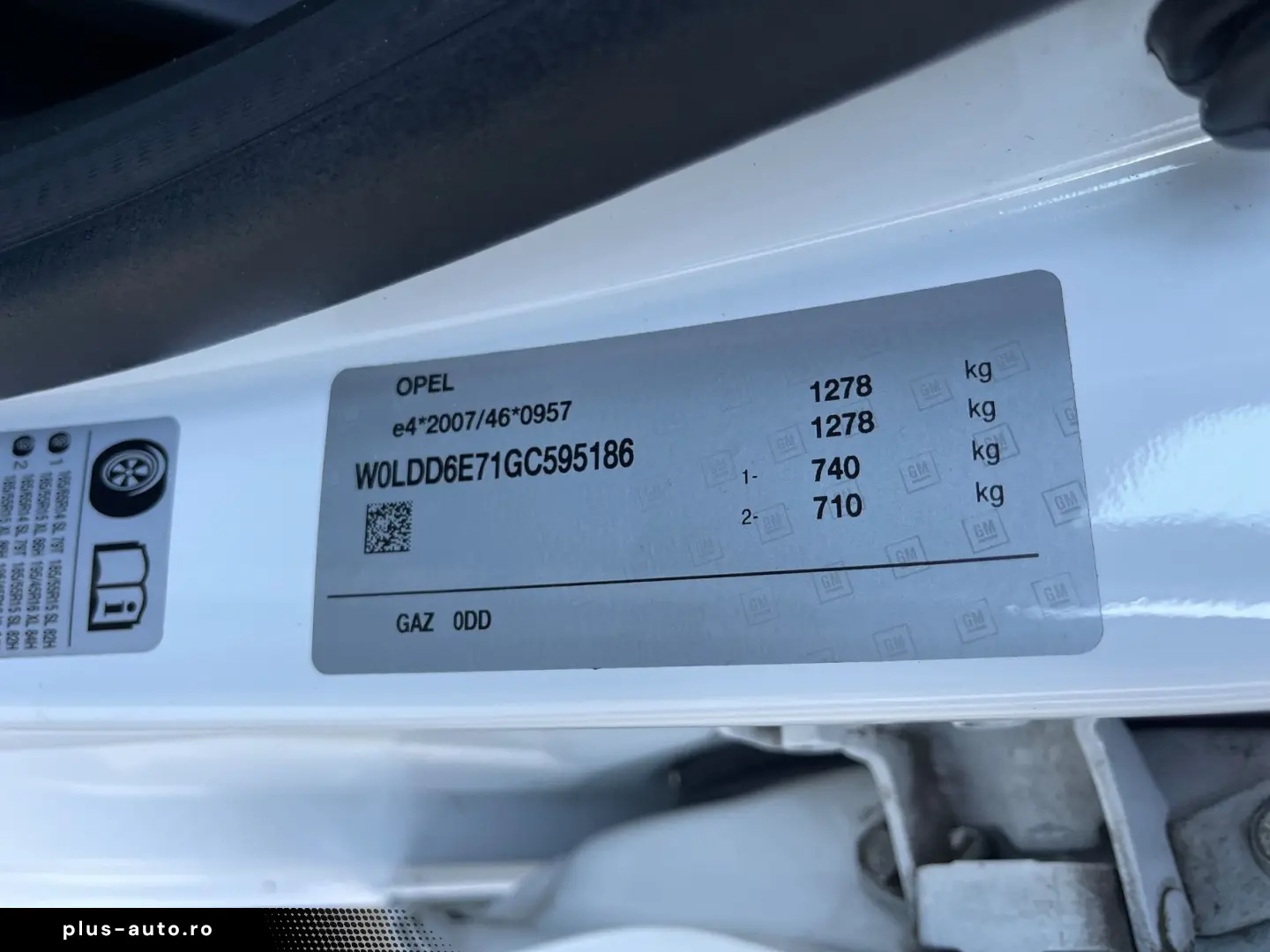 Opel Karl 1.0MPI  75CP  Euro6  Comenzi volan  Pilot