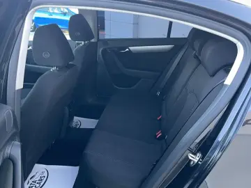 Volkswagen Passat Gen-B7-2010-2014