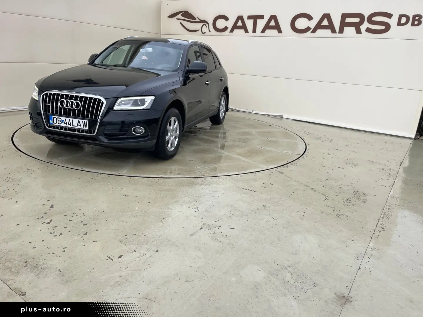 Audi Q5 2.0TDI  190CP  Quattro  BI-Xenon  Navi  Distronic  P