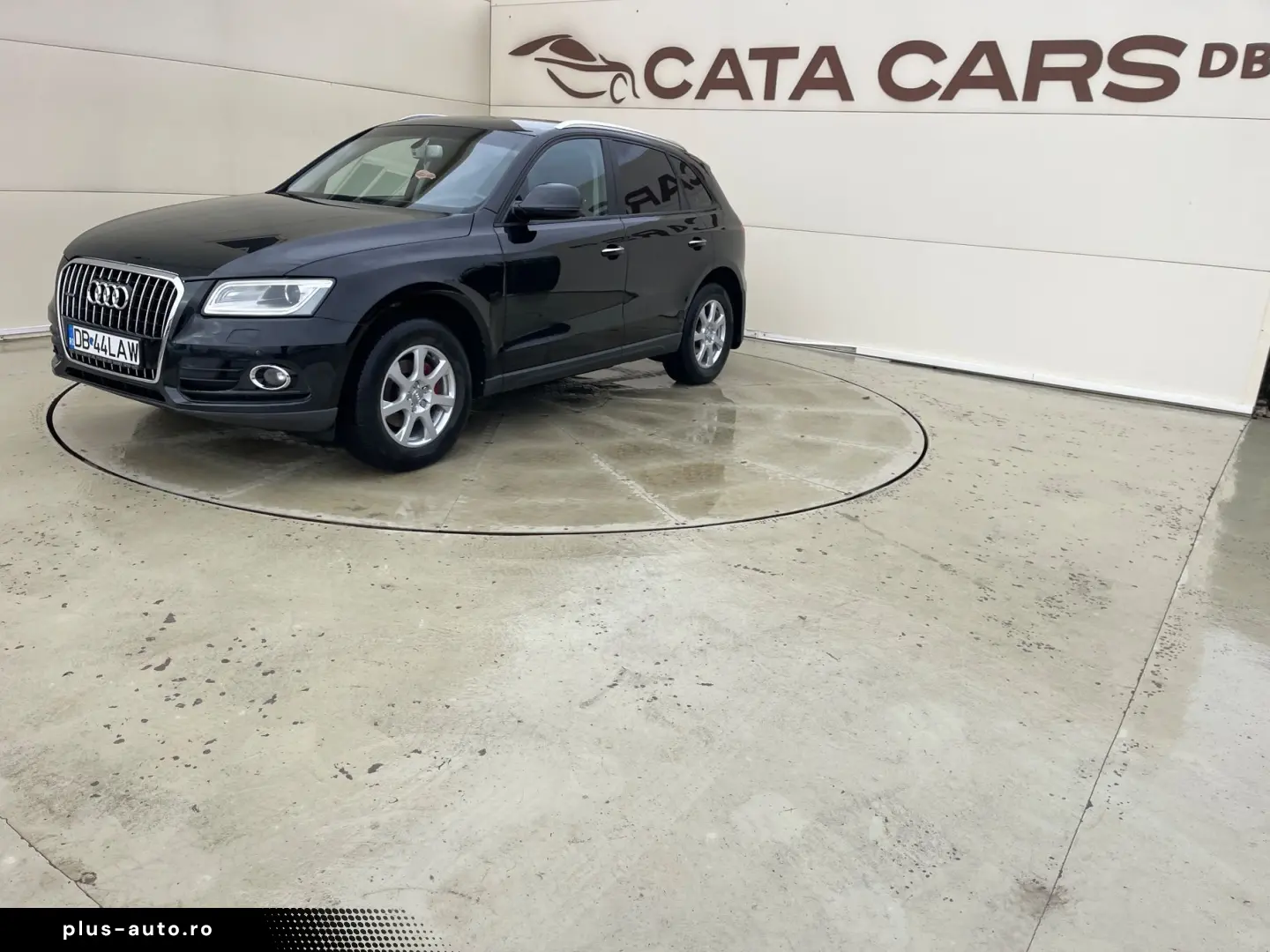 Audi Q5 2.0TDI  190CP  Quattro  BI-Xenon  Navi  Distronic  P