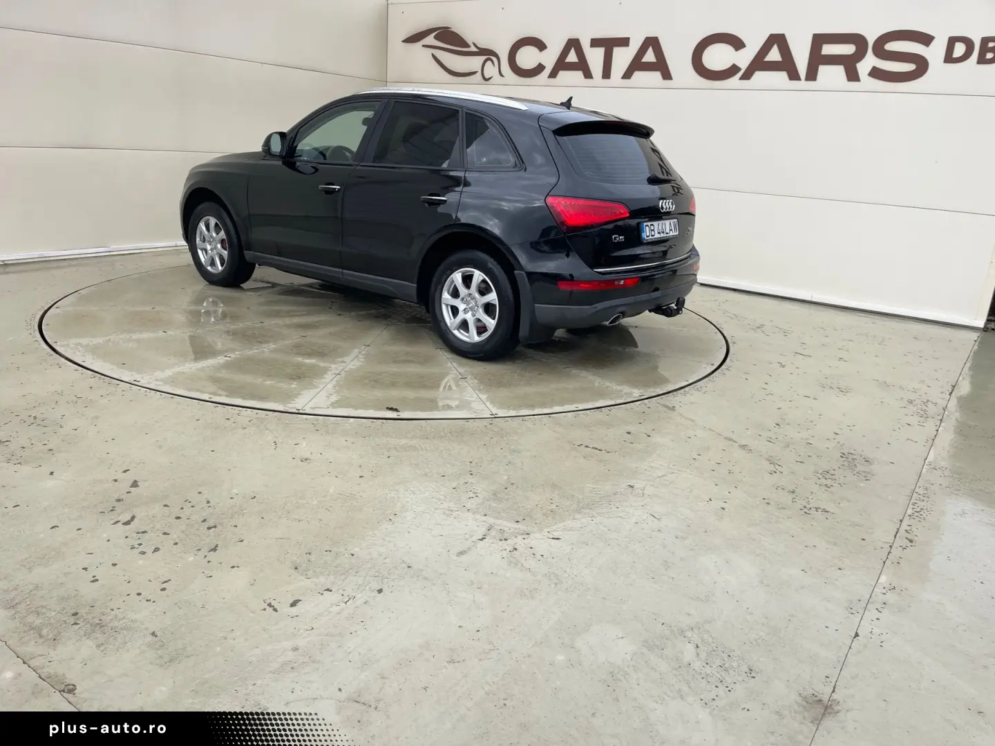 Audi Q5 2.0TDI  190CP  Quattro  BI-Xenon  Navi  Distronic  P