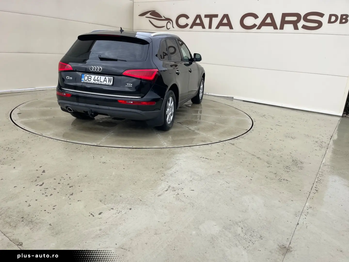 Audi Q5 2.0TDI  190CP  Quattro  BI-Xenon  Navi  Distronic  P