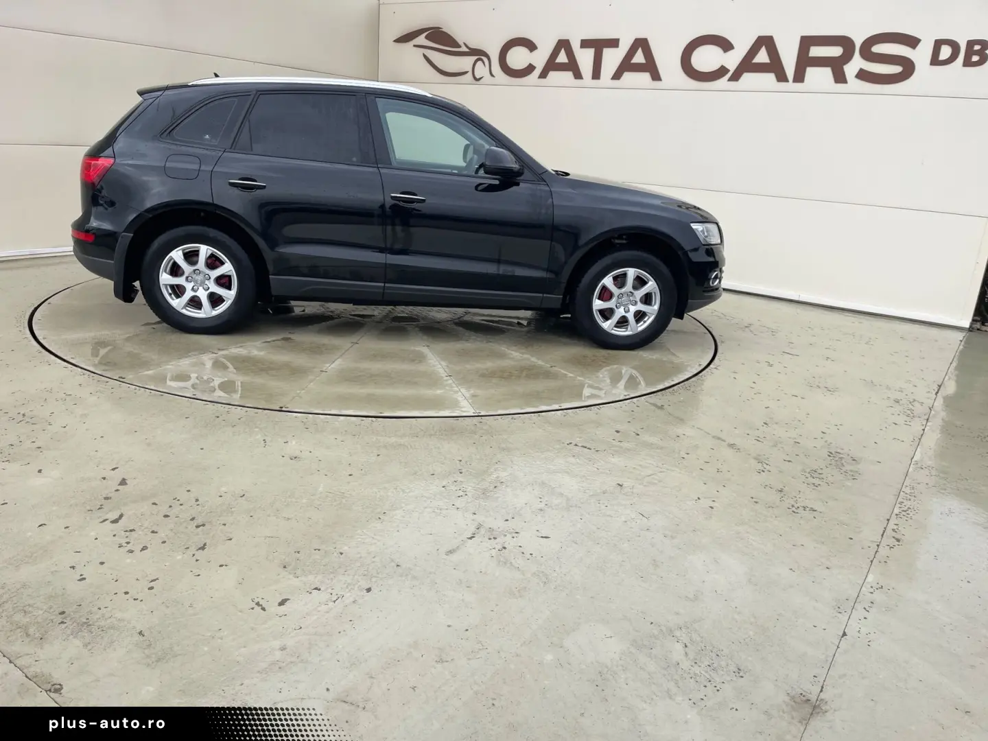Audi Q5 2.0TDI  190CP  Quattro  BI-Xenon  Navi  Distronic  P