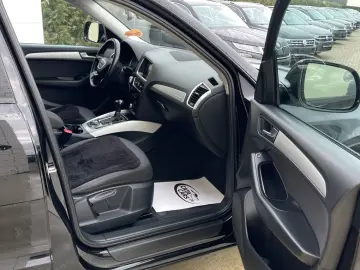 Audi Q5 2.0TDI  190CP  Quattro  BI-Xenon  Navi  Distronic  P