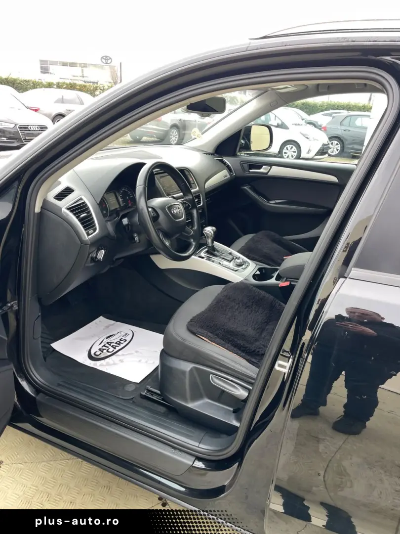Audi Q5 2.0TDI  190CP  Quattro  BI-Xenon  Navi  Distronic  P