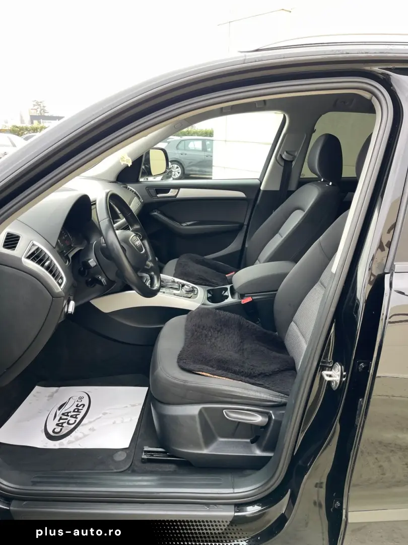 Audi Q5 2.0TDI  190CP  Quattro  BI-Xenon  Navi  Distronic  P