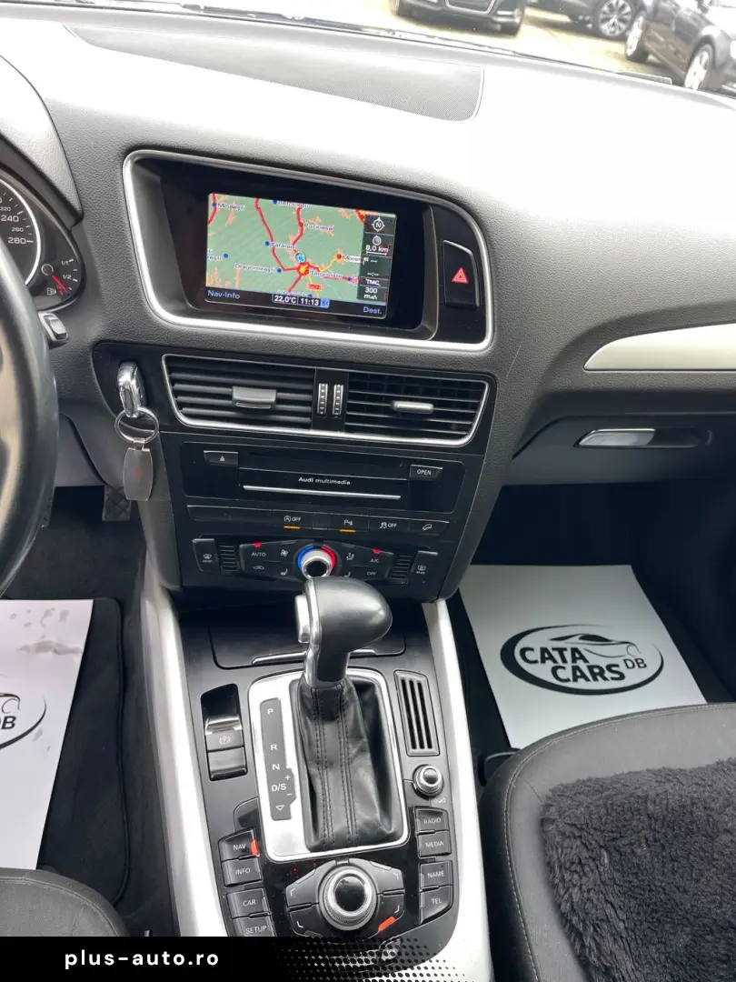 Audi Q5 2.0TDI  190CP  Quattro  BI-Xenon  Navi  Distronic  P