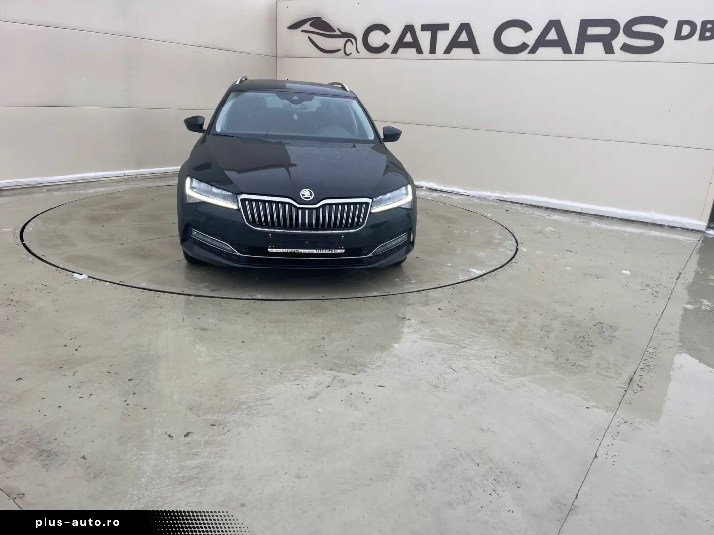 Skoda Superb 2.0TDI  DSG  LED  Distronic  Cockpit  Keyless
