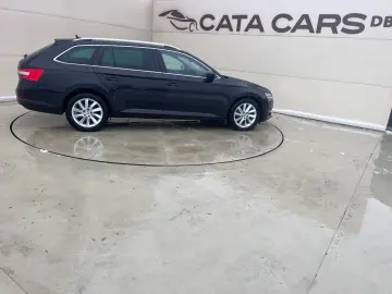 Skoda Superb 2.0TDI  DSG  LED  Distronic  Cockpit  Keyless