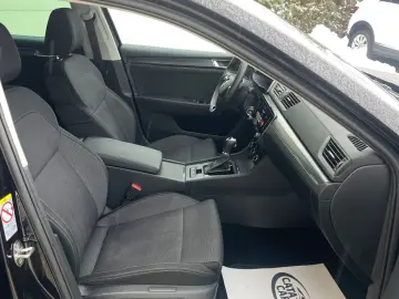 Skoda Superb 2.0TDI  DSG  LED  Distronic  Cockpit  Keyless