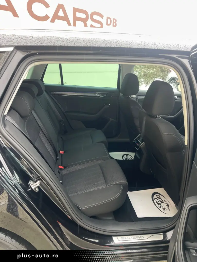 Skoda Superb 2.0TDI  DSG  LED  Distronic  Cockpit  Keyless