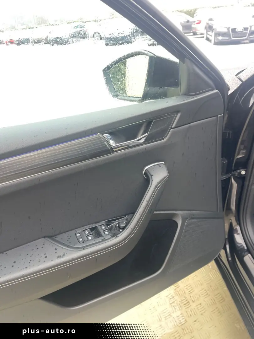 Skoda Superb 2.0TDI  DSG  LED  Distronic  Cockpit  Keyless