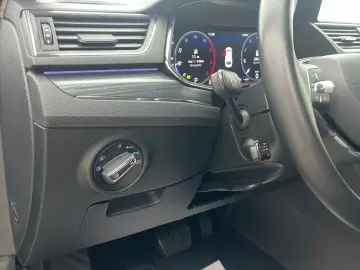 Skoda Superb 2.0TDI  DSG  LED  Distronic  Cockpit  Keyless