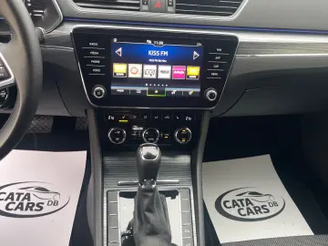 Skoda Superb 2.0TDI  DSG  LED  Distronic  Cockpit  Keyless