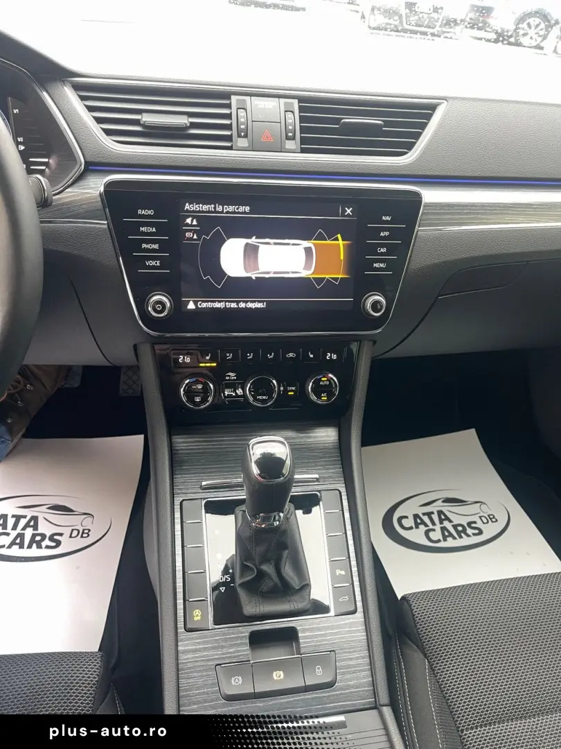 Skoda Superb 2.0TDI  DSG  LED  Distronic  Cockpit  Keyless