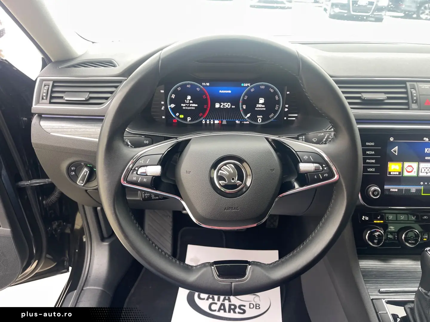 Skoda Superb 2.0TDI  DSG  LED  Distronic  Cockpit  Keyless