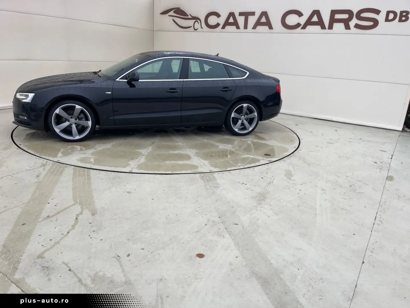 Audi A5 2.0TDI  177CP  BI-Xenon  Navi  Piele  B&O  Pilot  PD