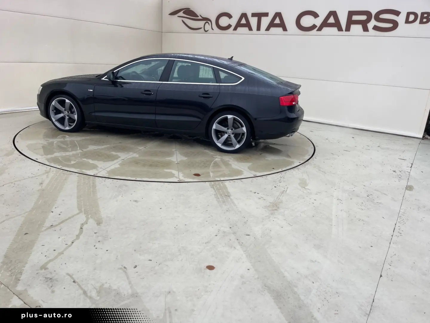 Audi A5 2.0TDI  177CP  BI-Xenon  Navi  Piele  B&O  Pilot  PD