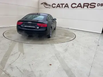 Audi A5 2.0TDI  177CP  BI-Xenon  Navi  Piele  B&O  Pilot  PD
