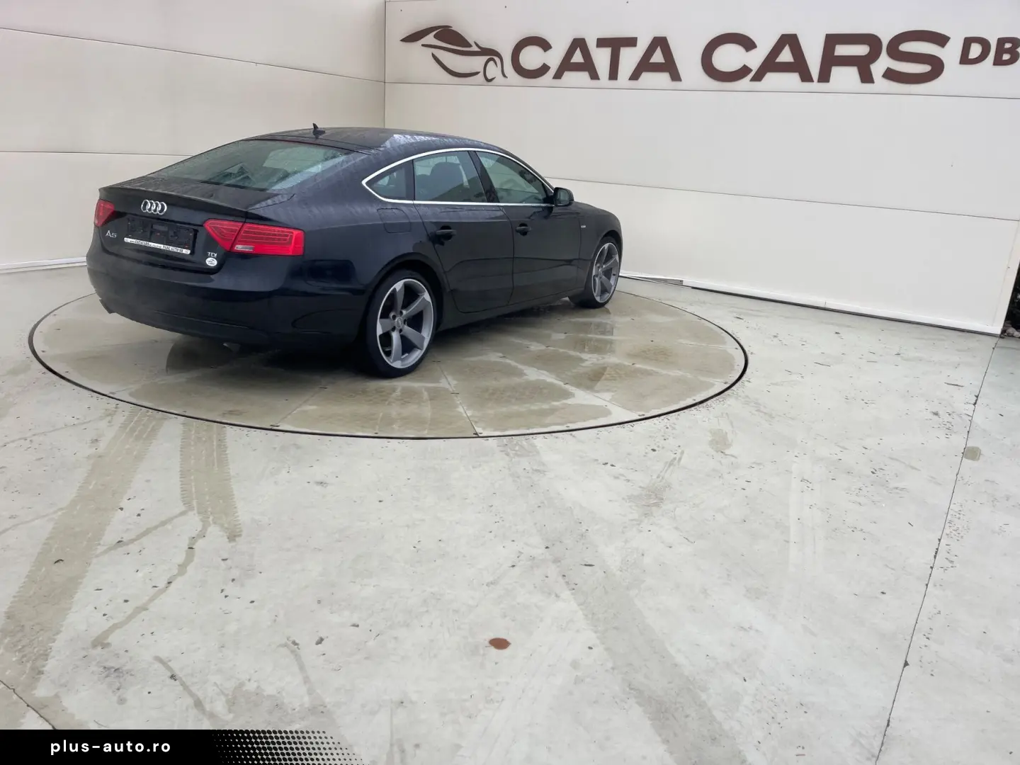 Audi A5 2.0TDI  177CP  BI-Xenon  Navi  Piele  B&O  Pilot  PD