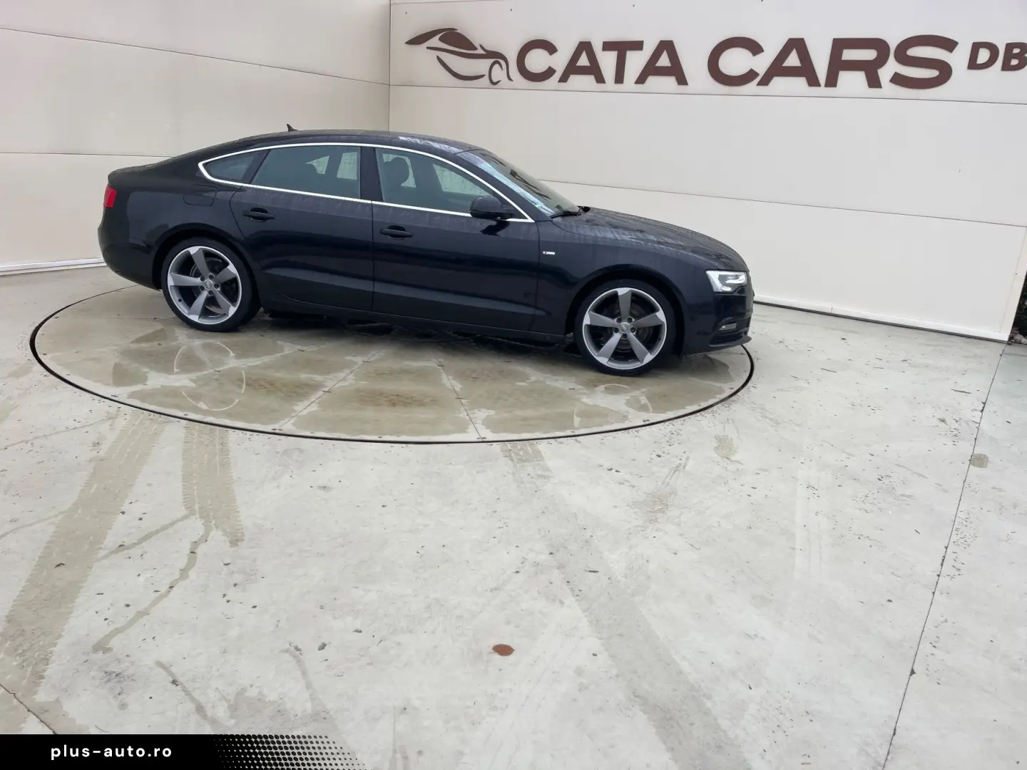 Audi A5 2.0TDI  177CP  BI-Xenon  Navi  Piele  B&O  Pilot  PD