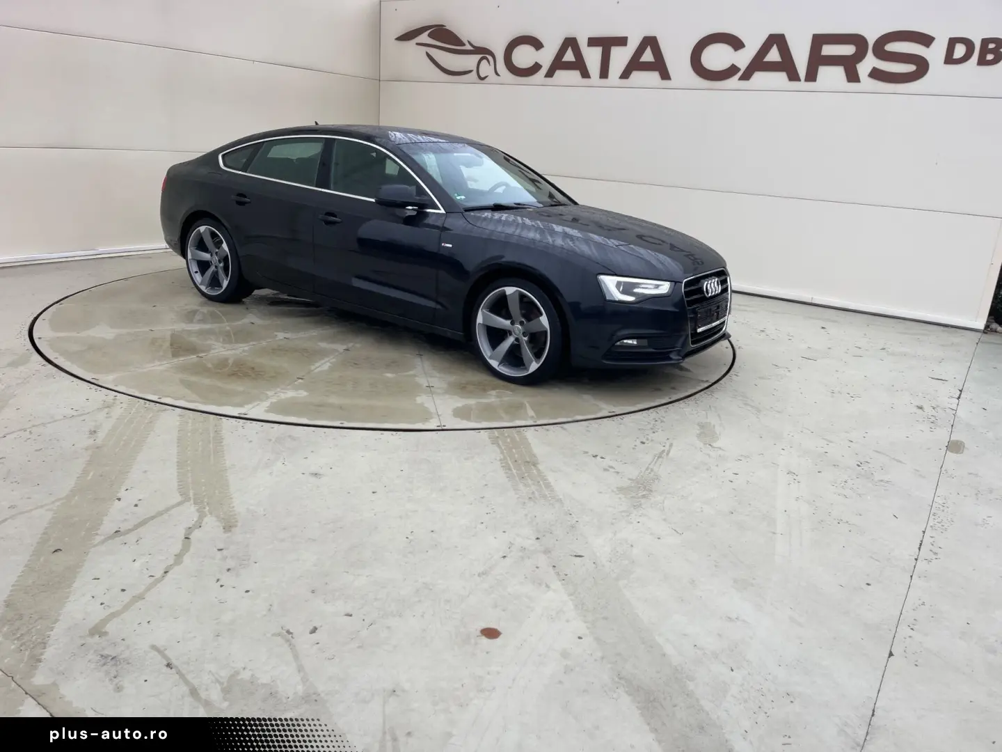 Audi A5 2.0TDI  177CP  BI-Xenon  Navi  Piele  B&O  Pilot  PD