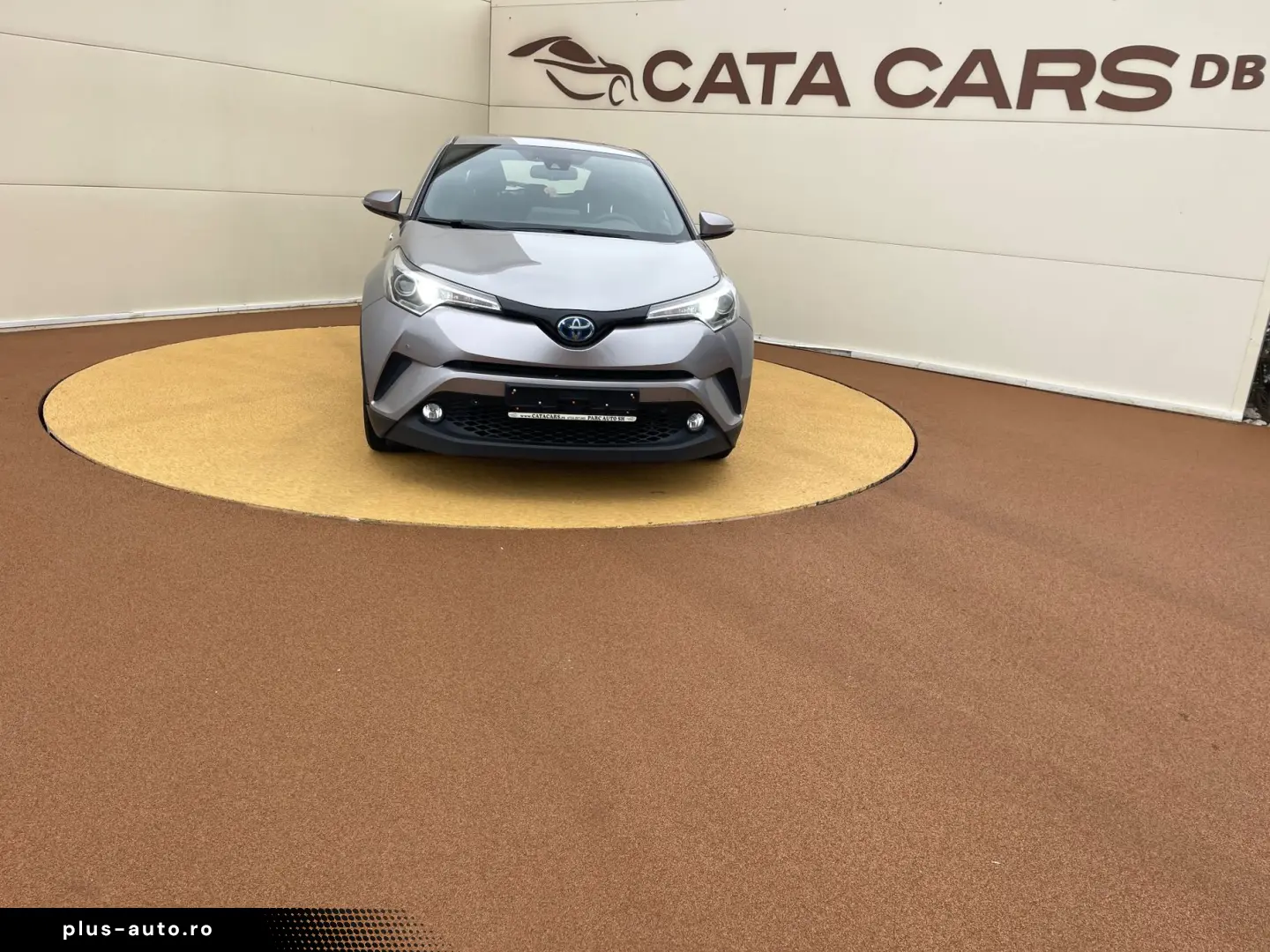 Toyota C-HR 1.8VVT  122CP  Front Assist  Keyless  Camera  Na