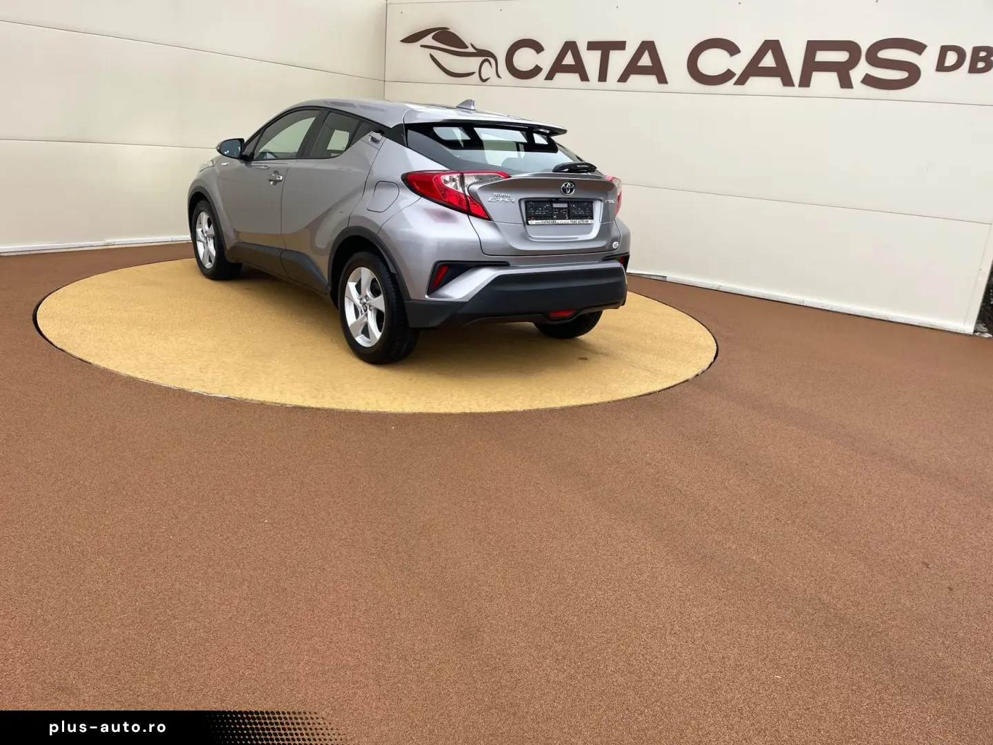 Toyota C-HR 1.8VVT  122CP  Front Assist  Keyless  Camera  Na