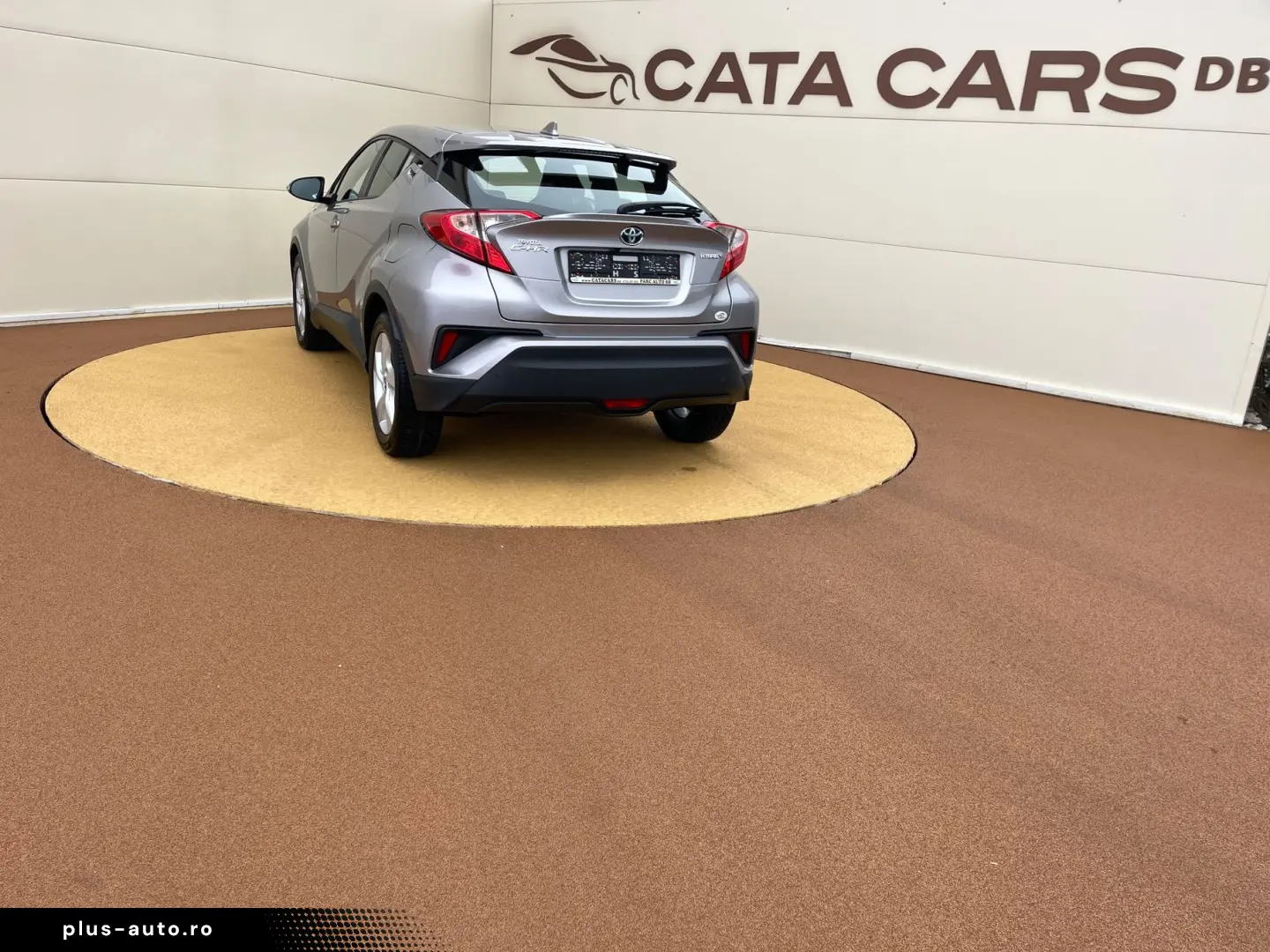 Toyota C-HR 1.8VVT  122CP  Front Assist  Keyless  Camera  Na