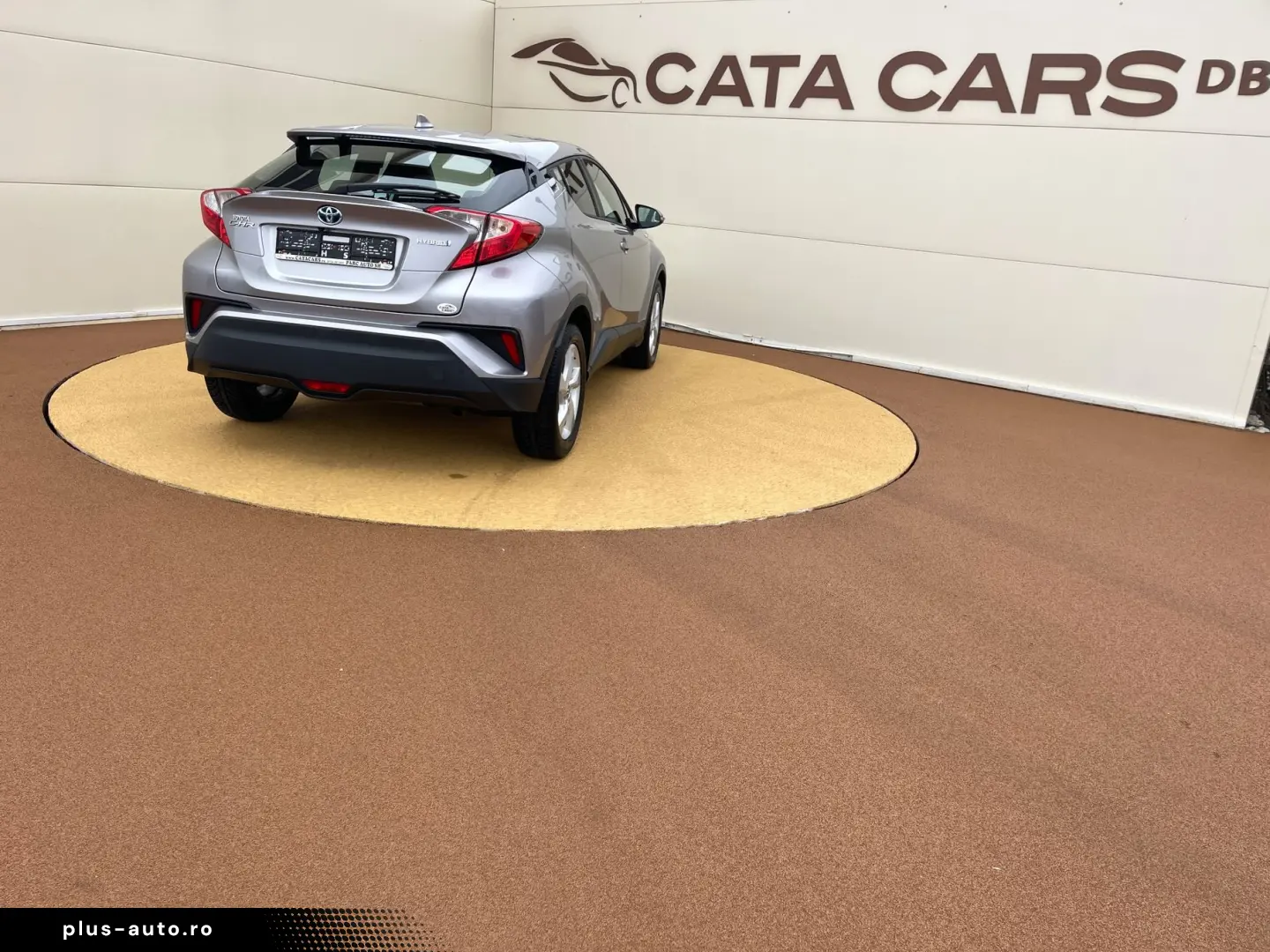 Toyota C-HR 1.8VVT  122CP  Front Assist  Keyless  Camera  Na